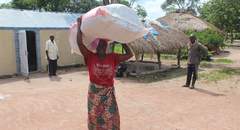 thousands-head-home-voluntarily-from-zambia-to-dr-congo  