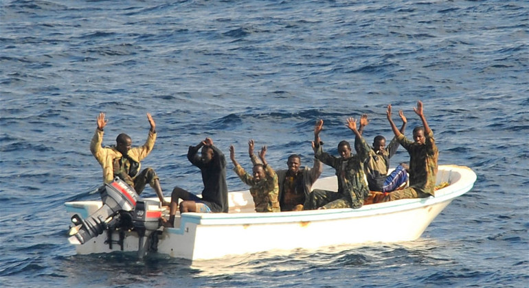 somalia:-security-council-adopts-resolution-to-keep-pirates-at-bay