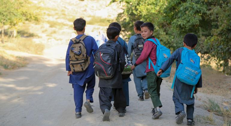 eight-afghan-students-die-in-explosion-outside-school