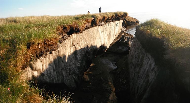 if-you’re-not-thinking-about-the-climate-impacts-of-thawing-permafrost,-(here’s-why)-you-should-be