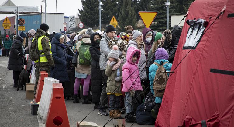 ‘unprecedented’-number-of-traumatized-people-flee-ukraine