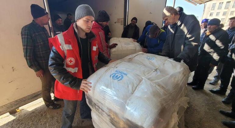 un-humanitarian-aid-convoy-reaches-sievierodonetsk-in-eastern-ukraine