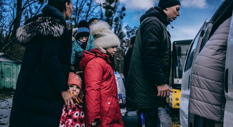 30,000-ukrainians-returning-home-every-day,-say-relief-agencies