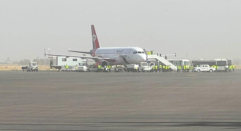 return-of-commercial-flights-from-yemeni-capital-after-6-years,-an-‘important’-step