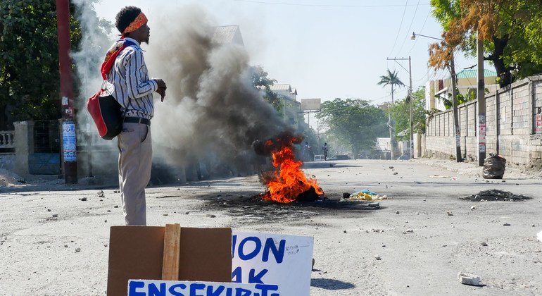 ‘violent-civil-unrest’-in-haiti-hampers-aid-delivery