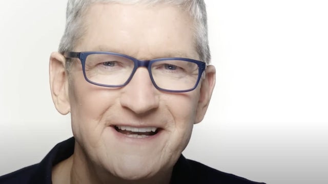 tim-cook:-not-too-long-from-now,-you’ll-wonder-how-you-led-your-life-without-ar