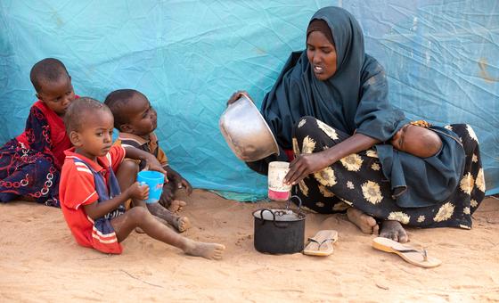 drought,-conflict-force-80,000-somalis-to-shelter-in-kenya’s-dadaab-refugee-camps