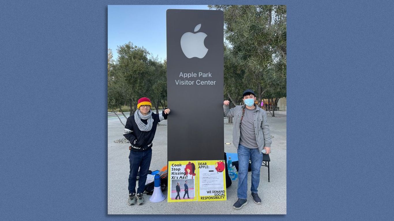 chinese-activists-stage-hunger-strike-outside-apple’s-california-headquarters.