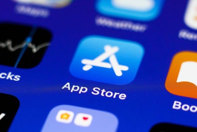 apple-to-allow-outside-app-stores-in-overhaul-spurred-by-eu-laws