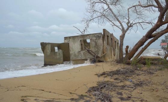 ‘i-don’t-want-to-see-more-graves-go-to-the-sea’:-saving-a-belize-village-from-man-made-erosion