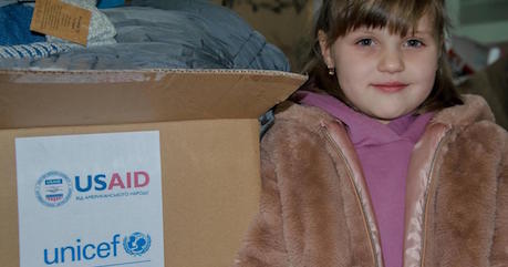 unicef-provides-warm-winter-clothes-for-ukraine’s-children