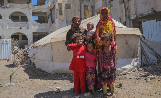 motherhood-on-the-brink-in-yemen