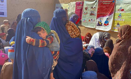 afghanistan:-women-tell-un-rights-experts-‘we’re-alive,-but-not-living’