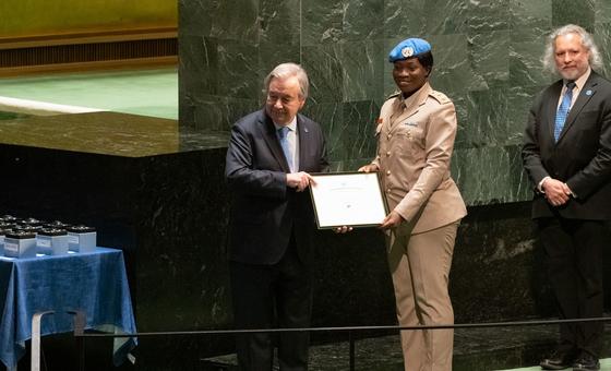 un-peacekeepers-‘a-beacon-of-hope-and-protection’:-guterres