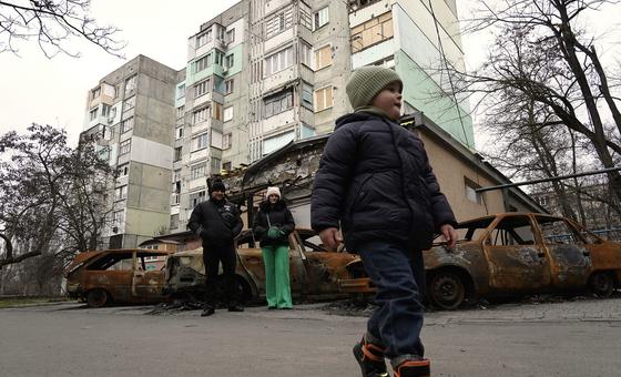 ukraine:-over-1,500-children-killed-or-injured,-concern-rises-over-forced-transfers
