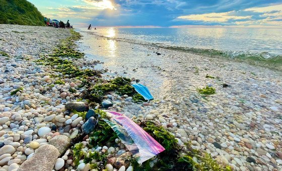 world-must-‘work-as-one’-to-end-plastic-pollution:-guterres