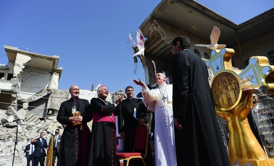 in-iraq,-pope-spreads-message-of-peace,-religious-tolerance-and-humanity’s-resilience