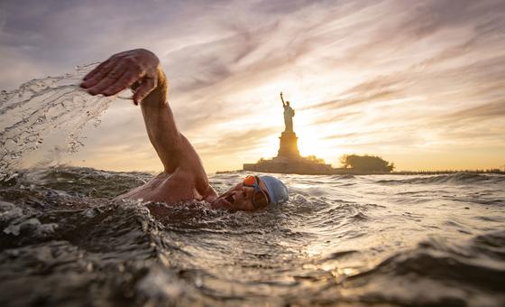 unep-oceans-advocate-lewis-pugh-on-epic-hudson-swim-to-highlight-importance-of-river-health