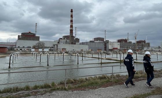 ukraine:-zaporizhzhya-nuclear-plant-initiates-reactor-shutdown-following-water-leak,-reports-iaea