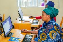 e-commerce-platform-bridges-the-digital-gender-divide-in-rwanda