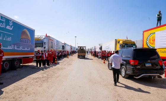 second-aid-convoy-‘another-glimmer-of-hope’-for-millions-in-gaza:-un-relief-chief
