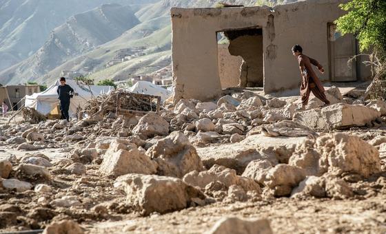 climate-crisis-fuels-deadly-floods,-worsening-hunger-in-afghanistan