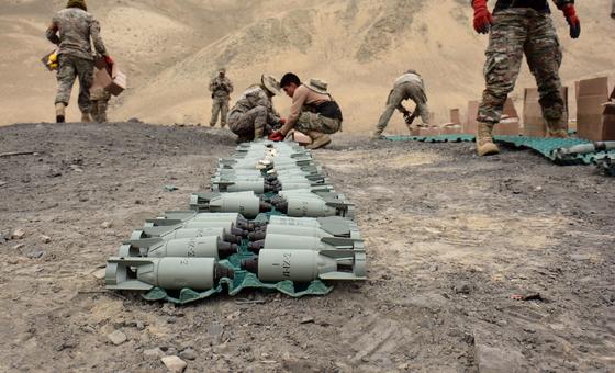 new-use-of-cluster-bombs-threatens-global-ban,-report-warns