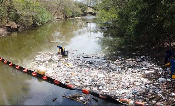 people-want-action-on-plastic-pollution-that’s-choking-us:-guterres